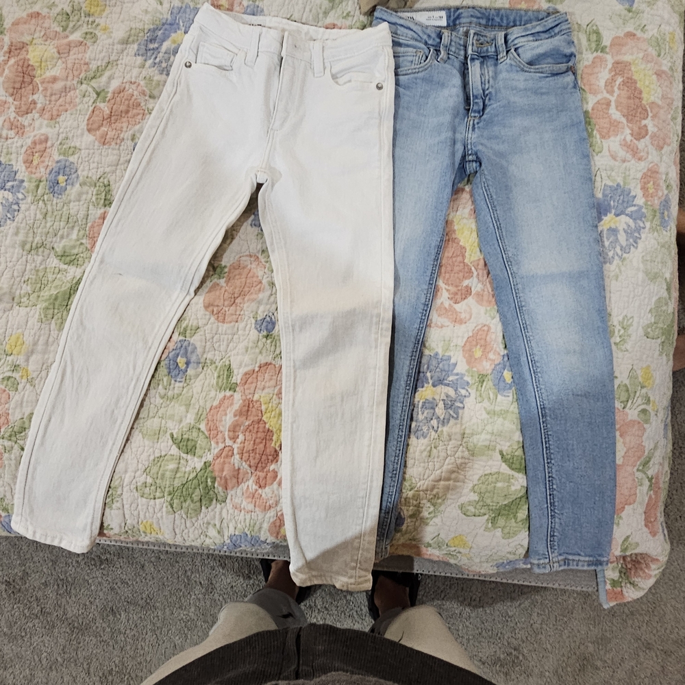 Zara Girl 7 Years Old Skinny Jeans in White and Light Blue